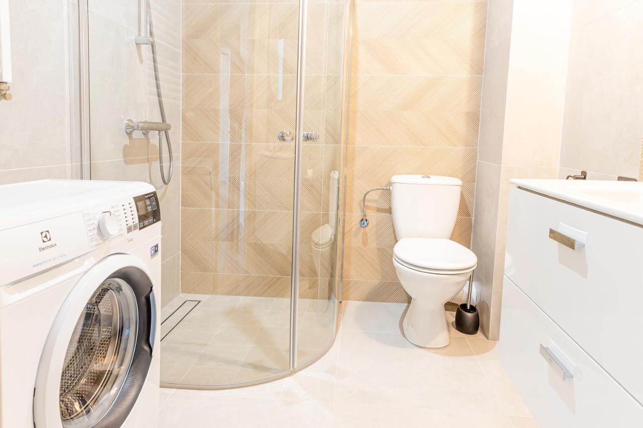 Al-Dom Apartamenty Apartament Stjarne Kolobrzeg Bagian luar foto